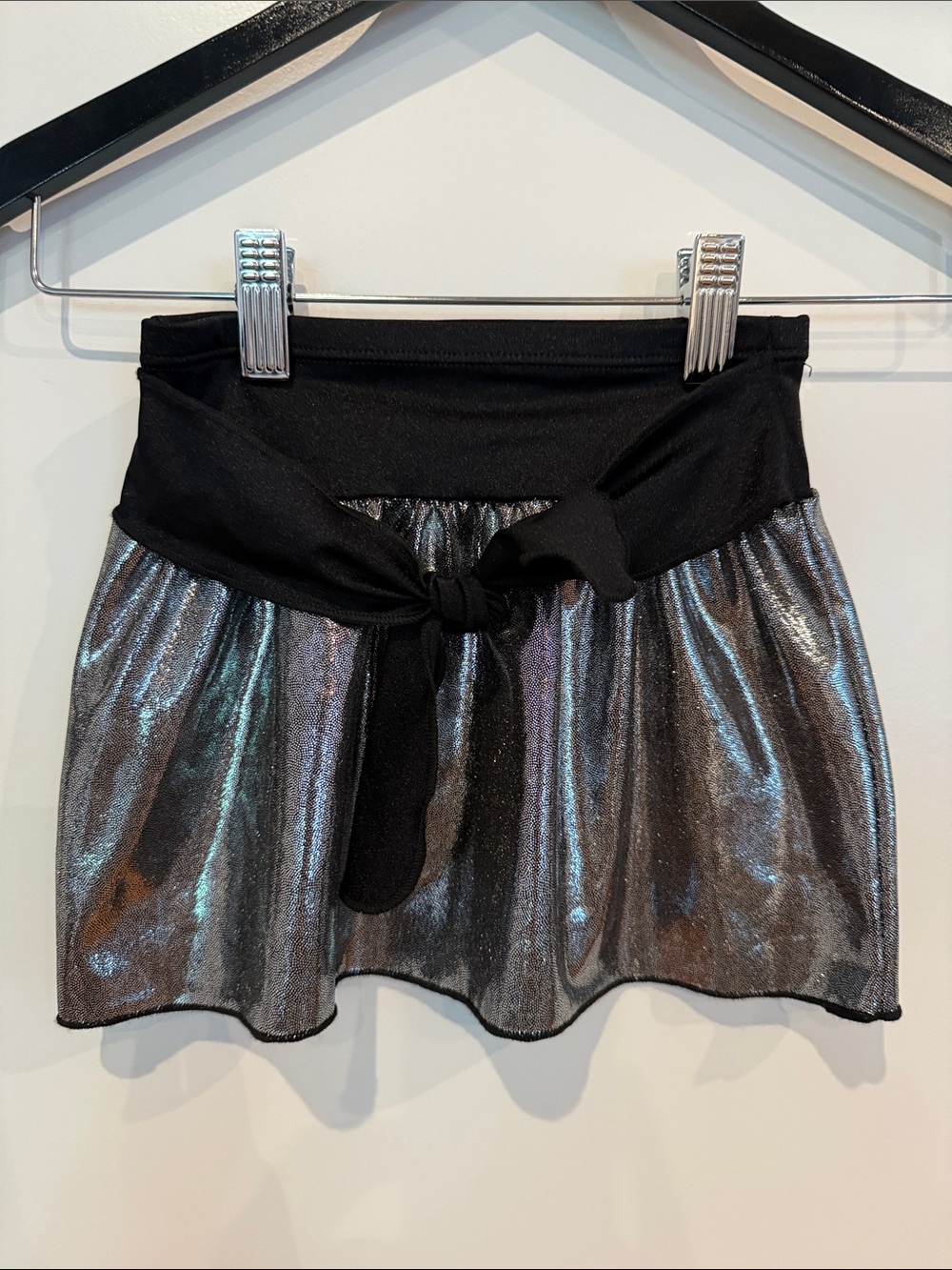 Girls' Metallic Black Tie-Waist Skirt